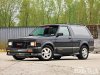 1002gmhtp_03_z+1993_gmc_typhoon+side_skirts.jpg