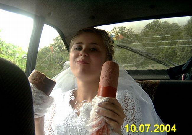 BadWeddingPhotosSausage.jpg