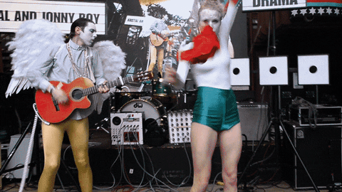 giphy.gif