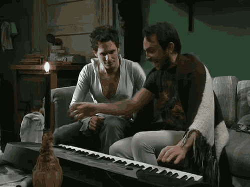 tumblr_l9elb1YYVp1qe0qyho1_500.gif