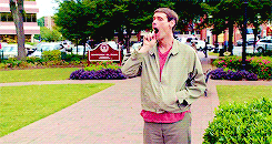 Pn0E9ReI0jD68.gif