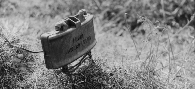 The-Claymore-Mine-vs-The-M14-in-Vietnam-1.jpg