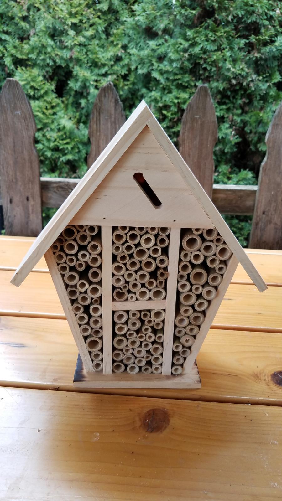 beehouse.jpg