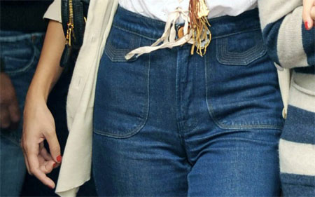 20081003-Vanessa_Hudgens_Camel_Toe_TOP.jpg