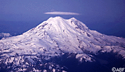 CapRainier.gif