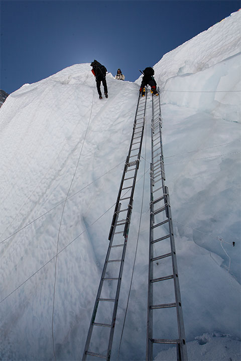 09-long-ladders.jpg
