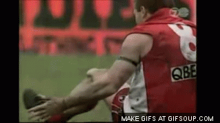 holy-shit-gifs-dislocated-knee.gif