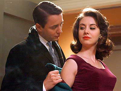 Alison-brie-mad-men.jpg