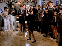 tumblr_mrm3uqzbNc1qc67tzo3_250.gif