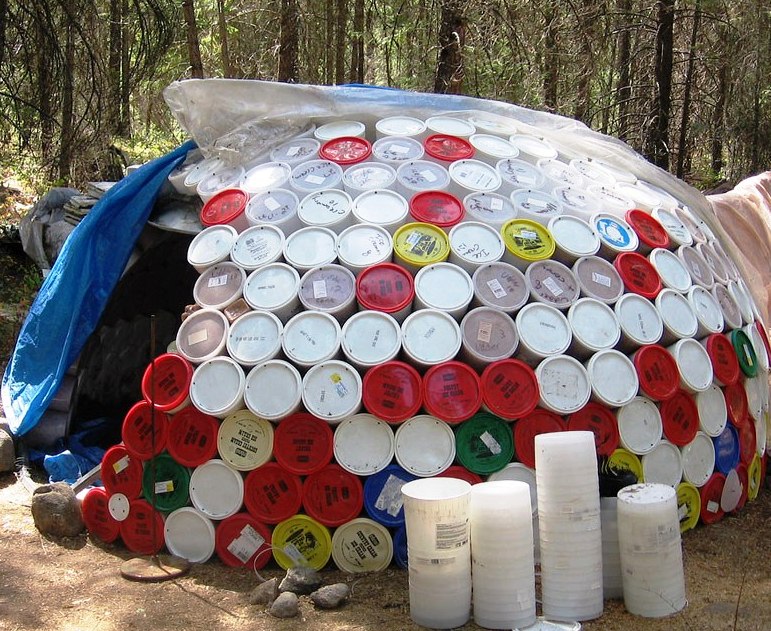 5-gallon-bucket-house.jpg