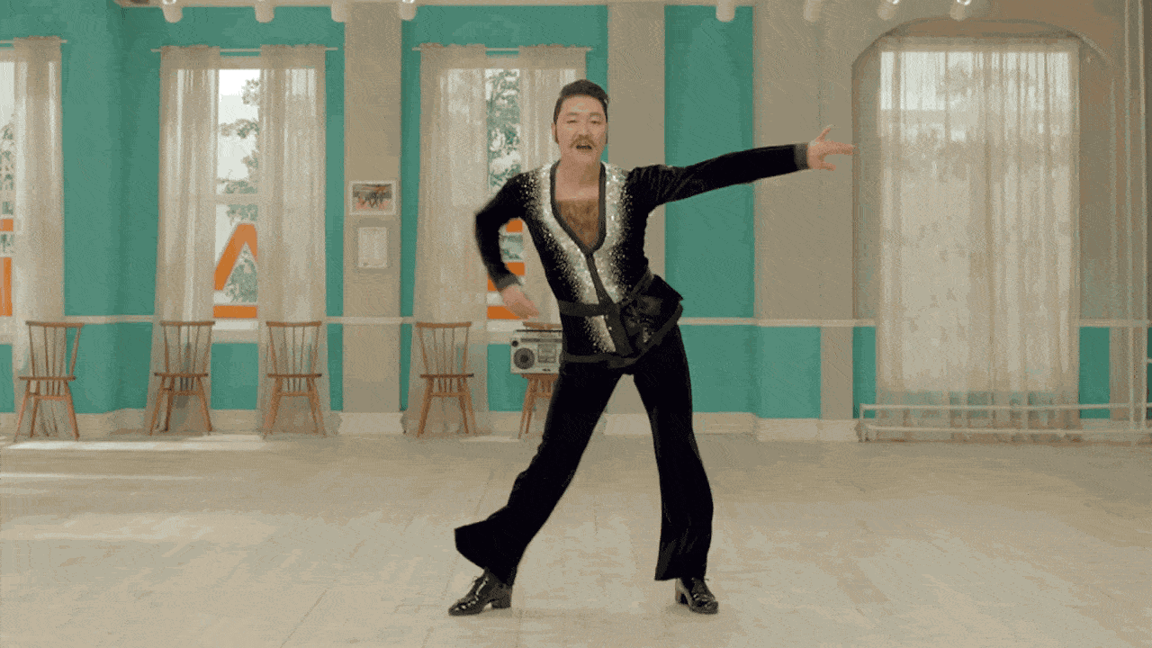 The-Wooly-Mamba-psy-dance.gif