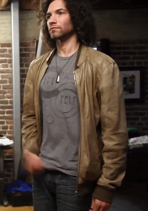 giphy.gif
