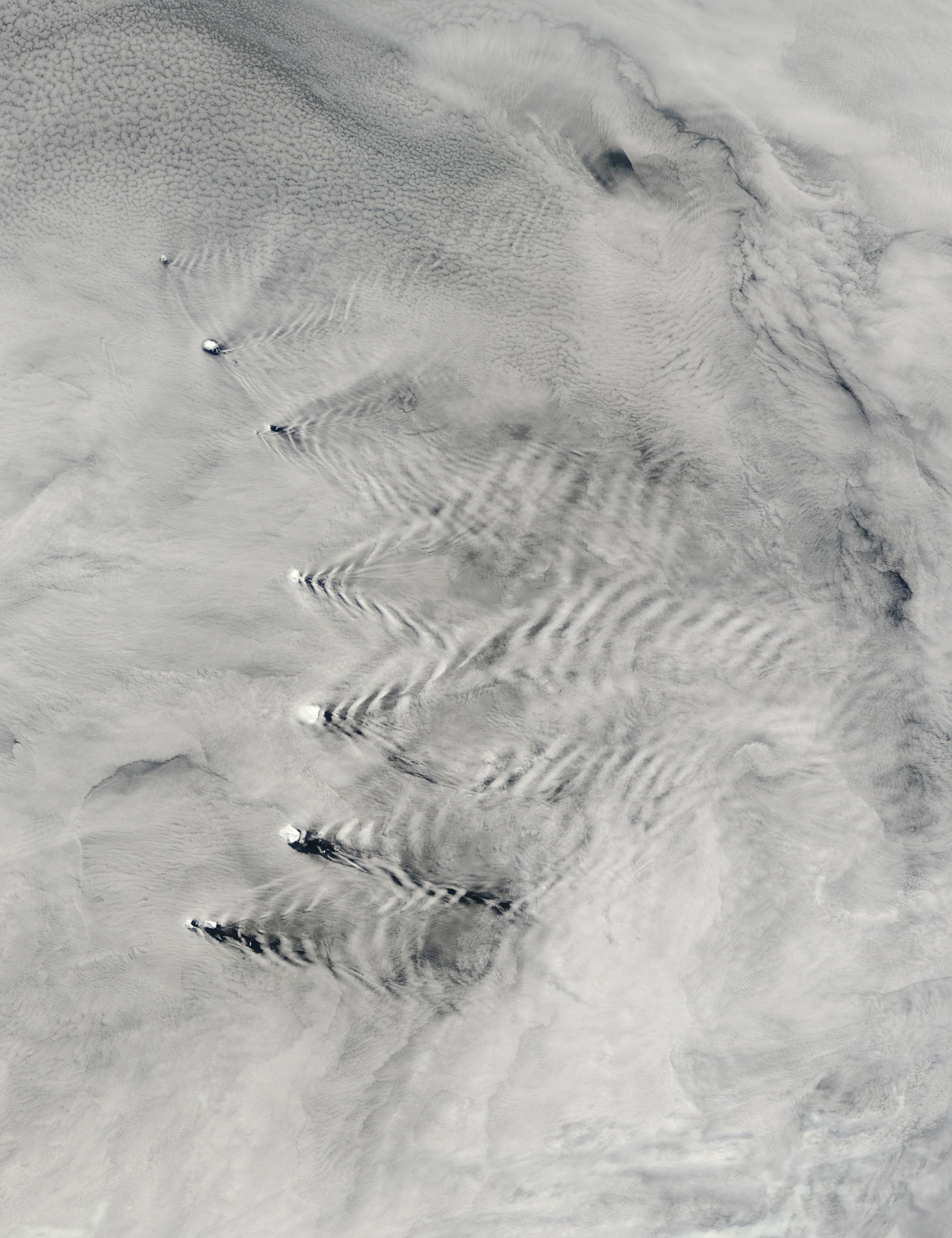 Wave_Clouds_from_South_Sandwich_Islands.jpg