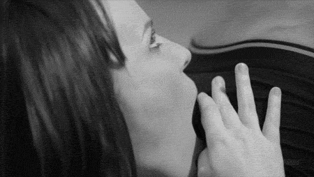 tumblr_m10dtvG07q1r3zvj5o1_500.gif