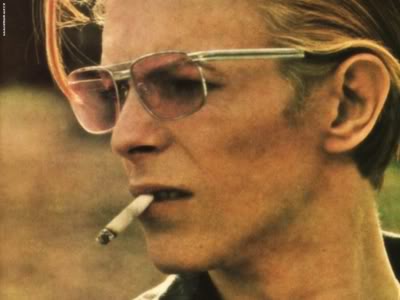 starman_topofthepop11.jpg