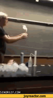 teacher-science-experiment-fail-761264.gif