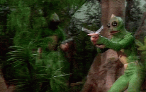 land-of-the-lost-sleestak.gif