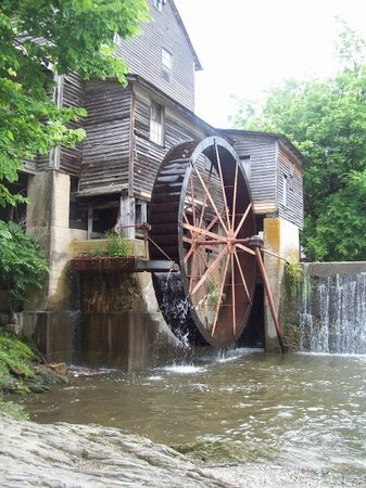 old-mill-craft-area.jpg