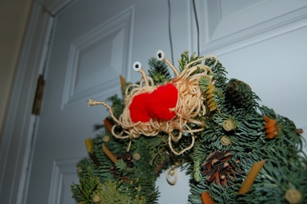 NoodlyWreath1.jpg