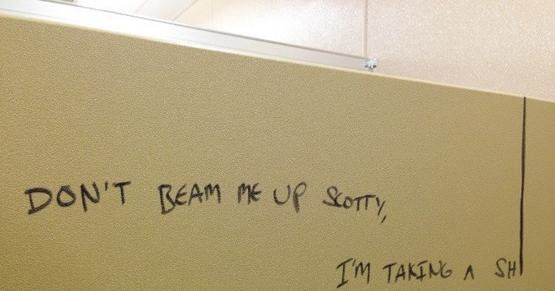 funny-bathroom-graffiti