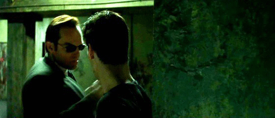 Agent-Smith-Neo-in-The-Matrix-the-matrix-22575387-560-240.gif