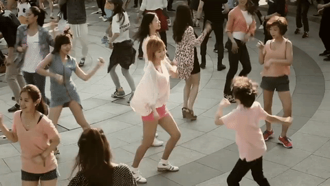 629bfed89a13d27f35bfdb33ac2c282e.gif