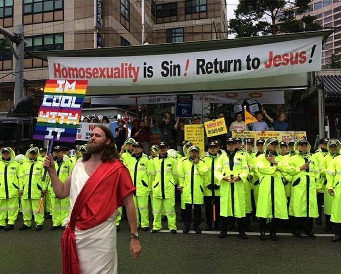 funny_pride_sign_17.jpg