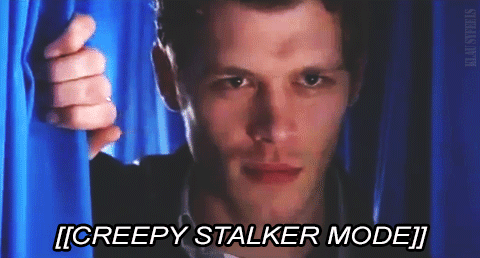 creepy-stalker-mode-klaus-34134769-480-258.gif