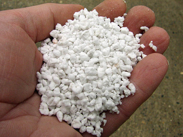 Supercoarse%20perlite.jpg